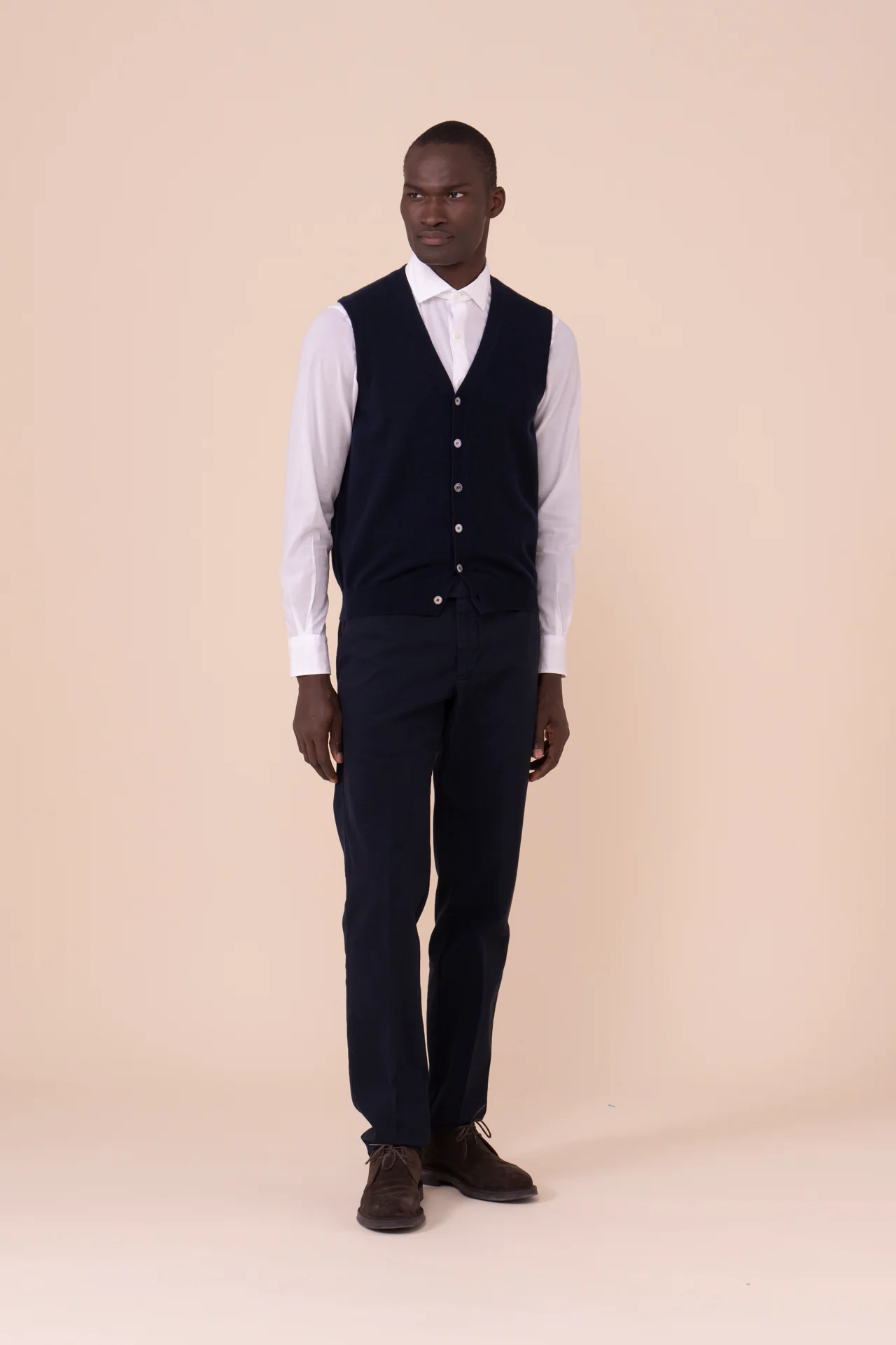 Cashmere V-neck Vest in iconic colors - Image 2