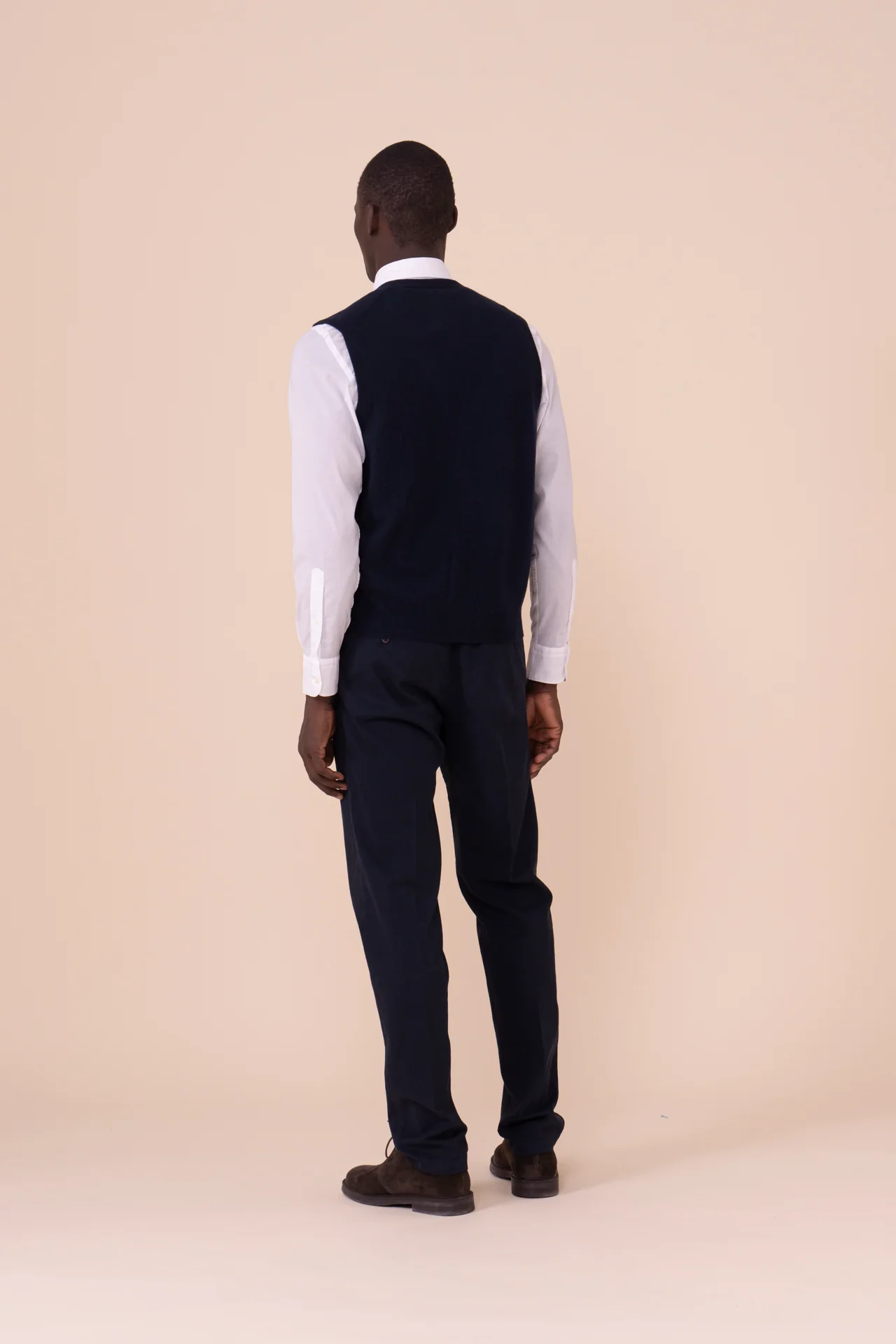 Cashmere V-neck Vest in iconic colors - Image 3