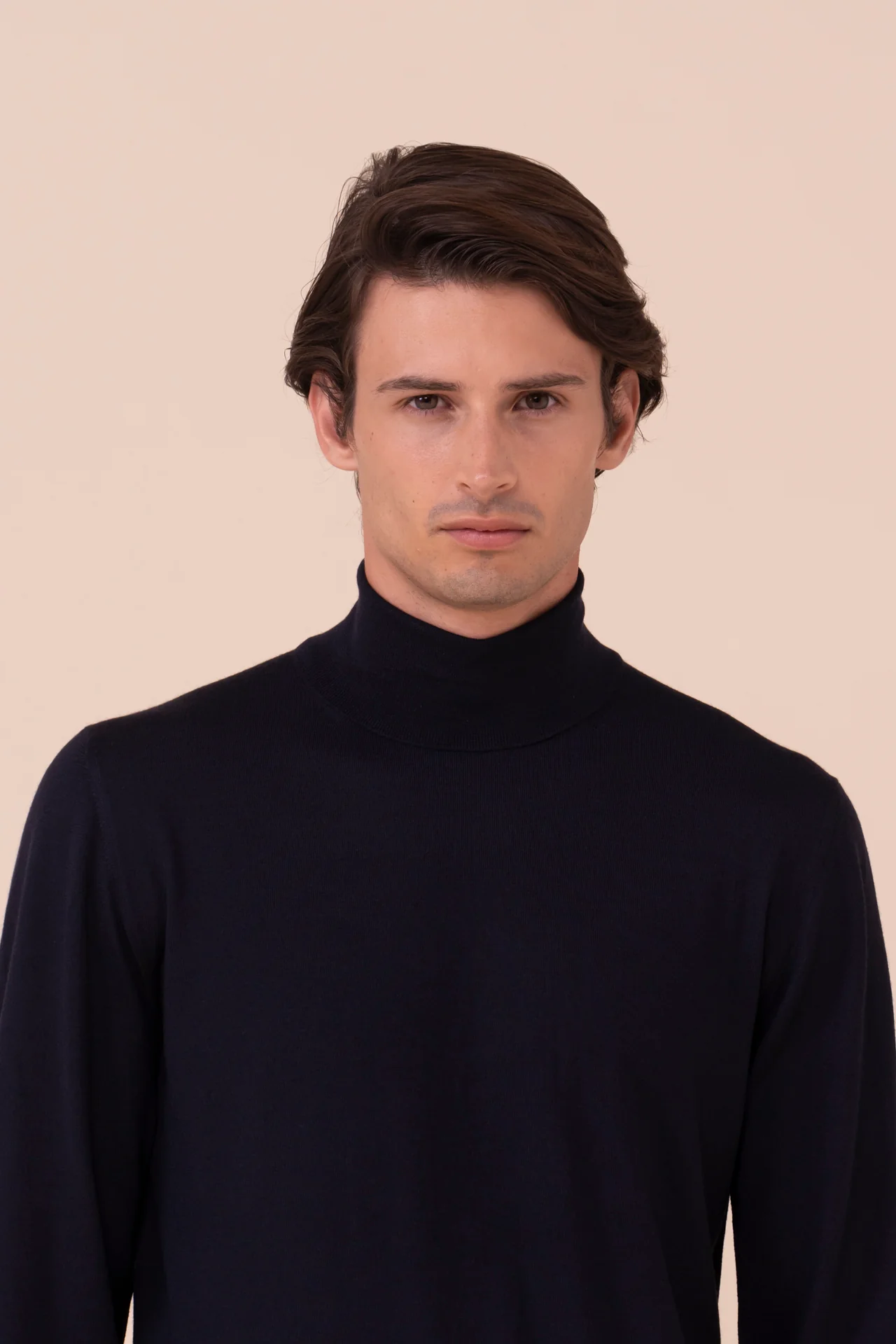 Derby Superfine Wool Turtleneck in iconic colors - Image 4