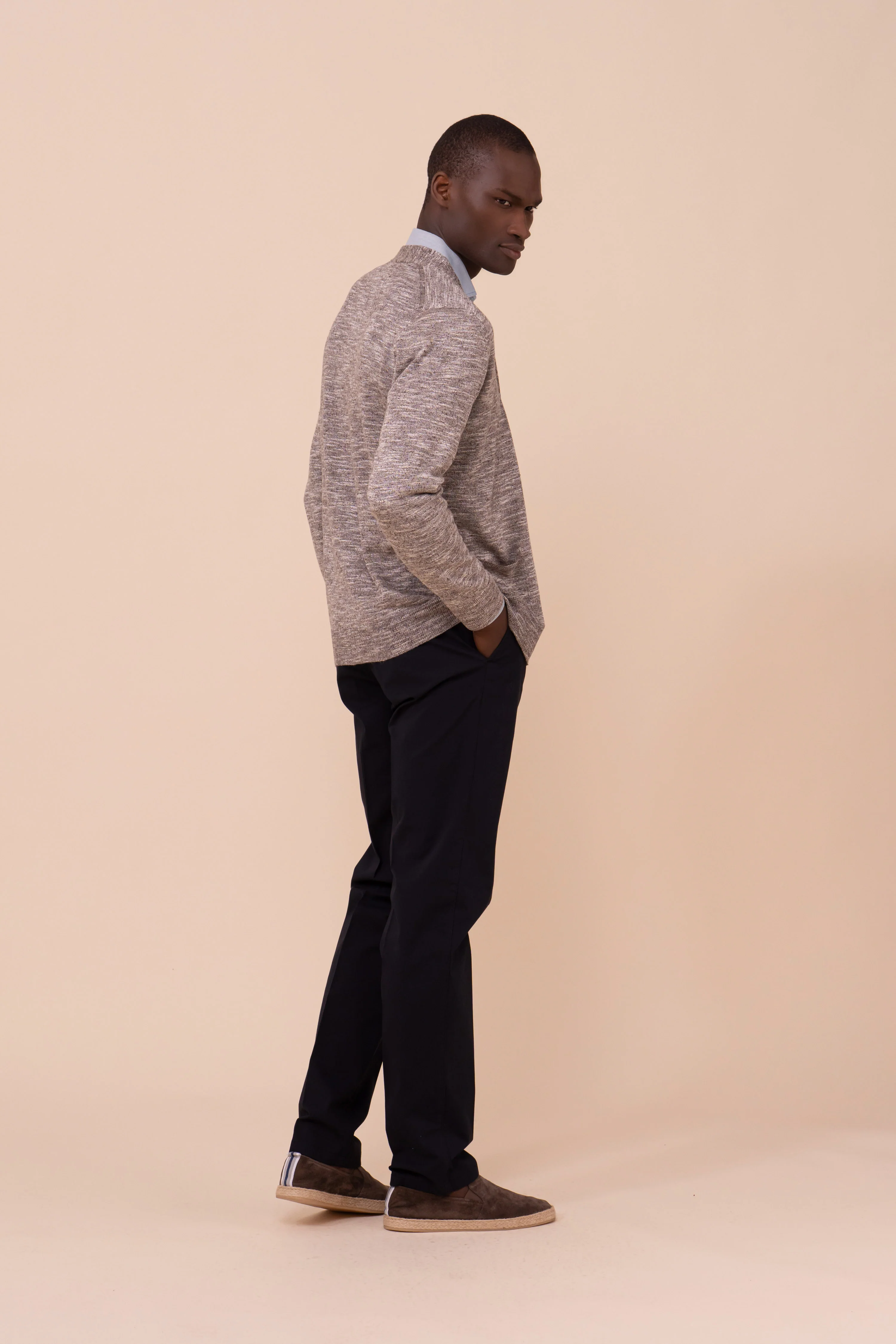 Bretone Linen and Silk Buttoned Cardigan - Image 3