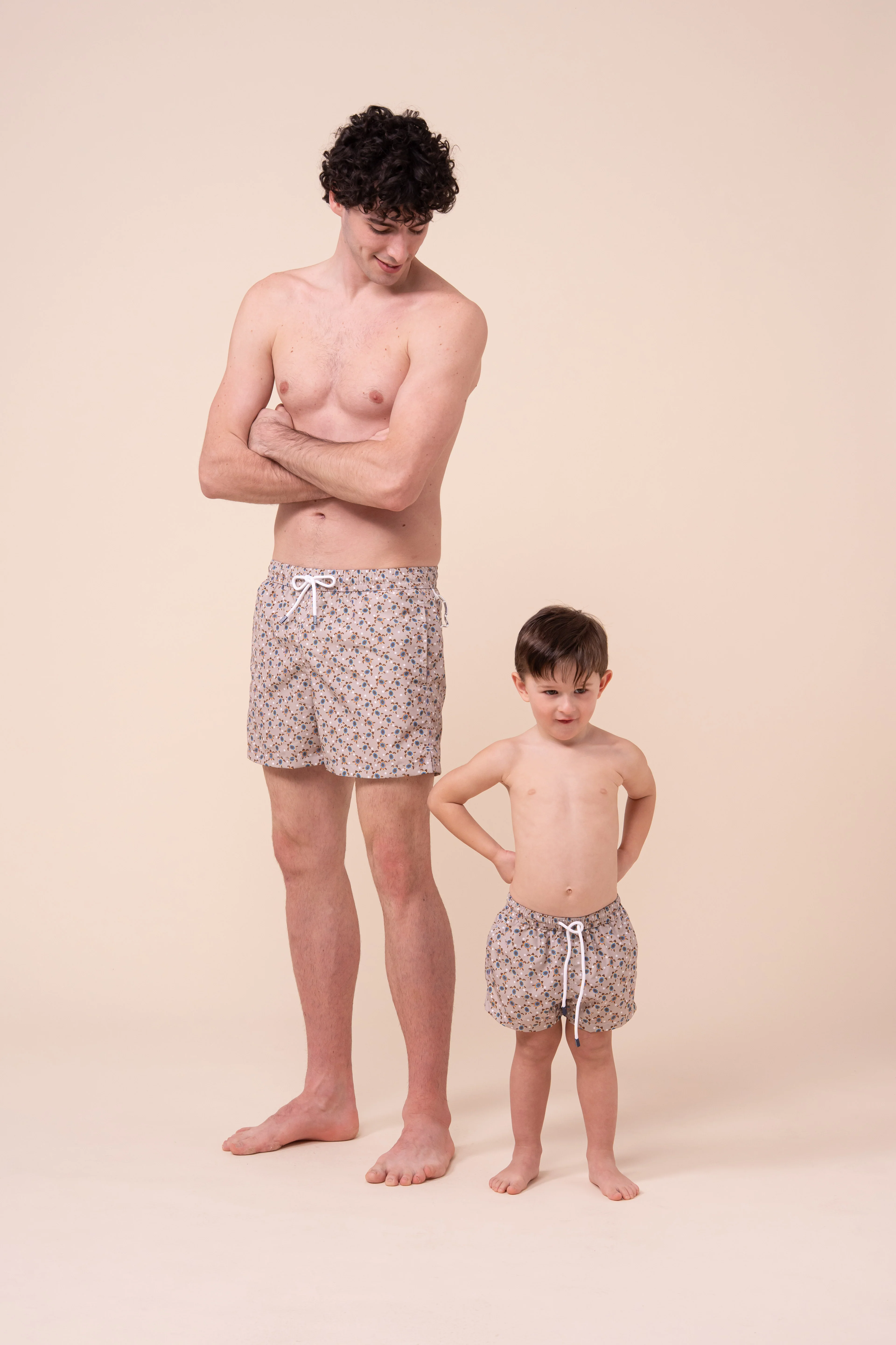 Madeira Kid Swim Trunks - 6-8 years - Sea Turtles Pattern - Image 3